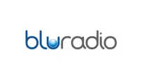 Logotipo de radio blu sobre fondo blanco.